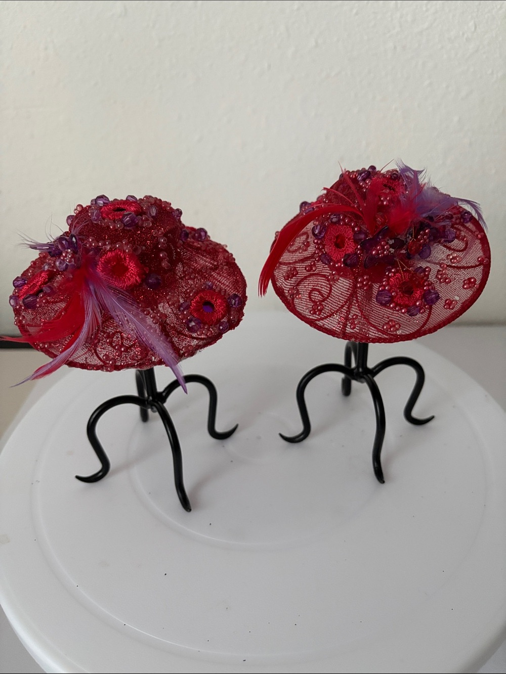 Red Beaded Mini Hat Fascinators (Pair) - Picture 3 of 7